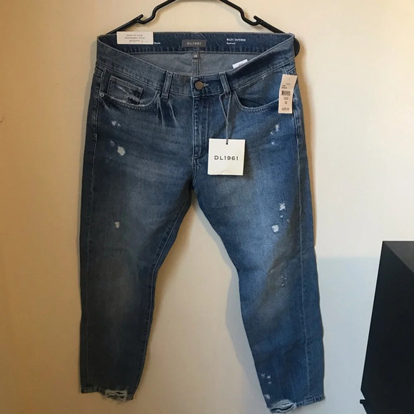 NWT DL1961 Riley Tapered Jeans, size 28 - Picture 2 of 16